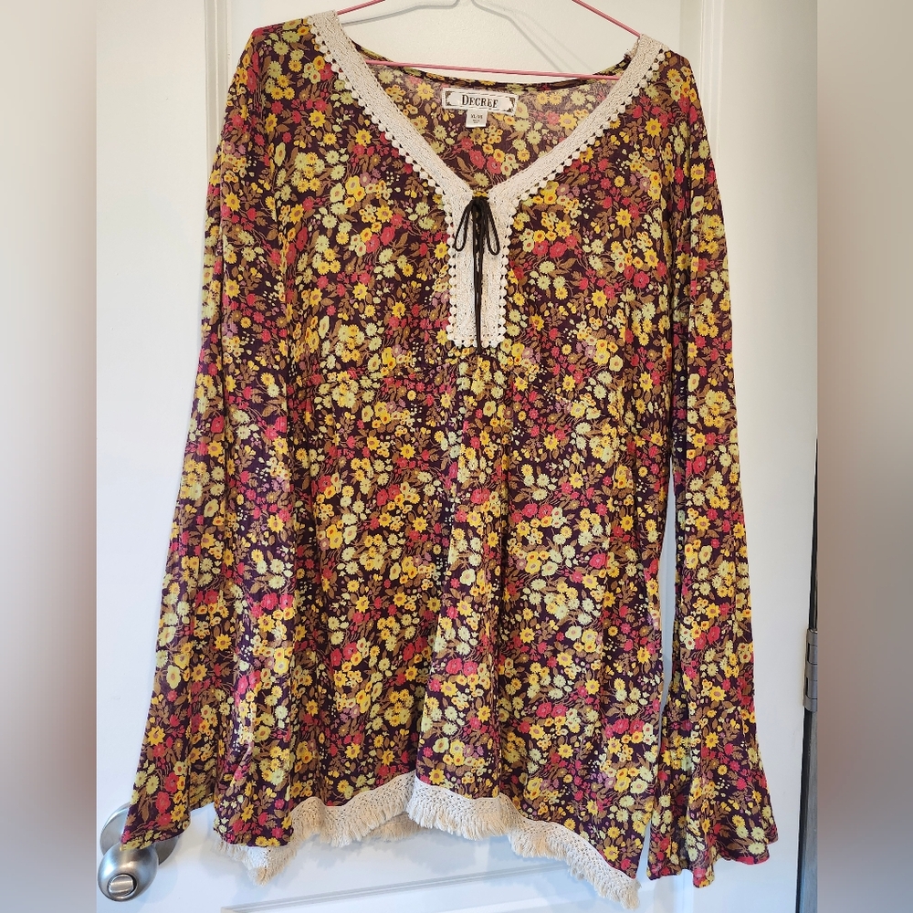 Decree Boho Floral Blouse with Lace Accents